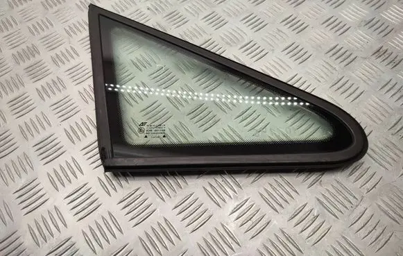 Volkswagen Sharan Front triangle window/glass 43R001100