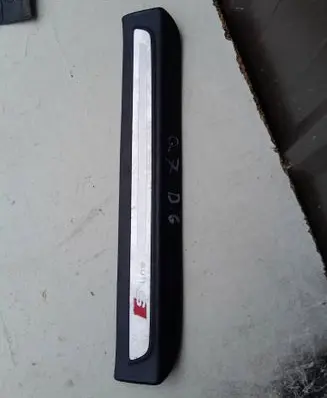 Audi Q7 4L Rear sill trim cover 4L0853376A