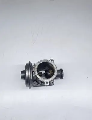 BMW 5 E60 E61 EGR valve 70045000 04T1217791480
