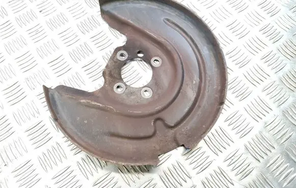 Volkswagen Golf VII Rear brake disc plate dust cover 5q0615611P 5q0615611