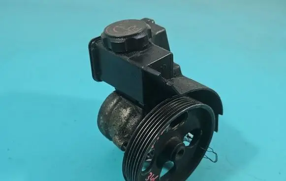 Citroen Berlingo Power steering pump 9636320580 IMPRK1561346