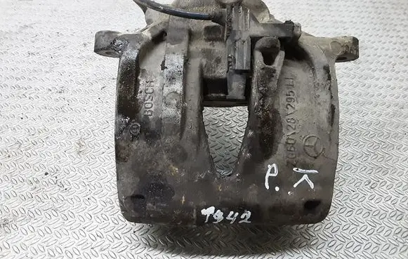 Mercedes-Benz E W211 Front brake caliper Z06028295