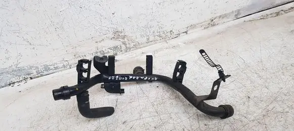 Audi A4 S4 B7 8E 8H Engine coolant pipe/hose