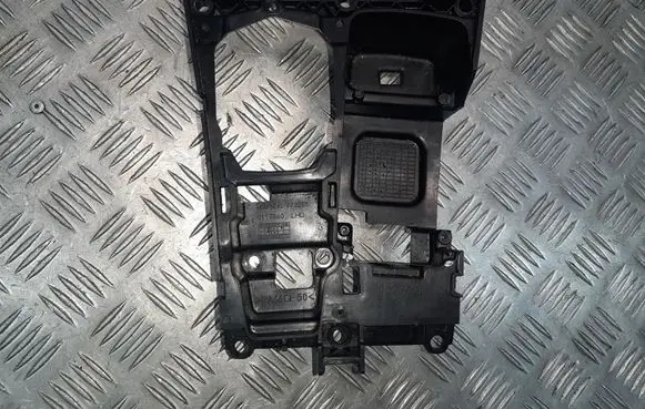 BMW X6 E71 Gear shifter surround trim plastic 6971727 773201