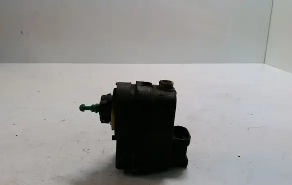 Renault Laguna II Headlight level adjustment motor R7700840141