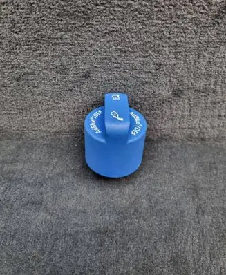 Audi A4 S4 B9 Adblue tank cap 5Q0131980B