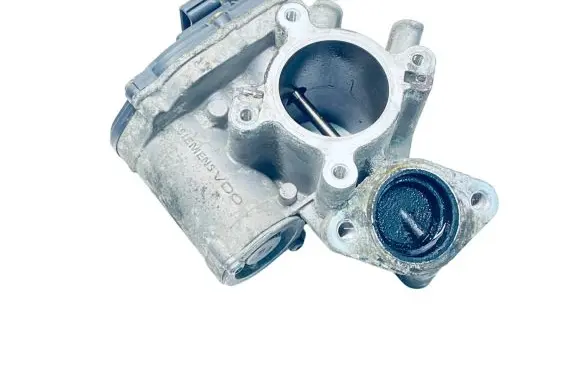 Renault Master III EGR valve 147105543R