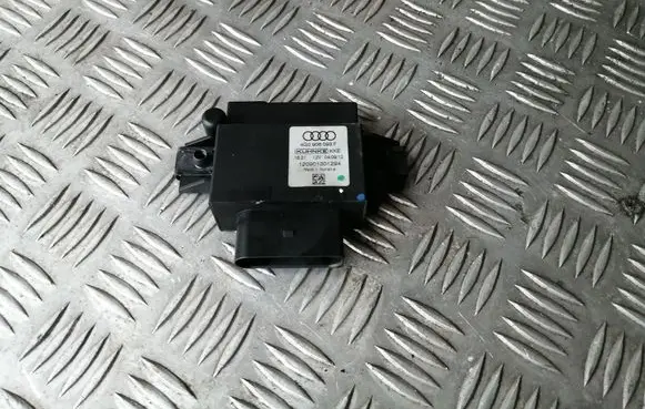 Audi A6 S6 C7 4G Fuel injection pump control unit/module 4G0906093F