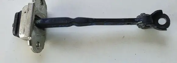 Honda Civic IX Rear door check strap stopper