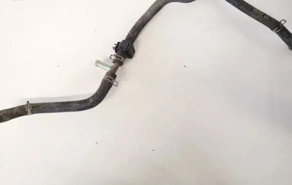 Nissan Primera Engine coolant pipe/hose