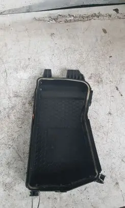 Mercedes-Benz E W212 Fuse box cover A2125400082