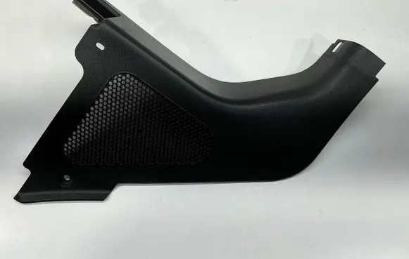 BMW i3 Foot area side trim 105808733C 584507 7272418
