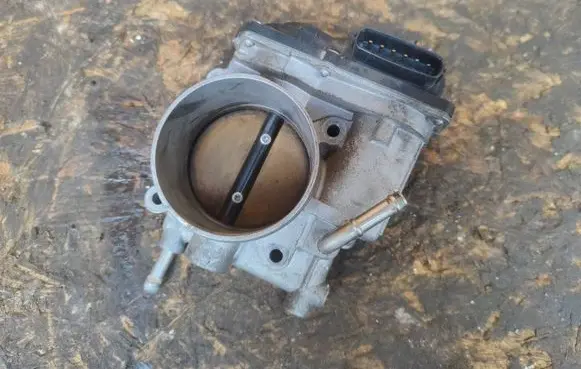 Subaru B9 Tribeca Throttle body valve 16112AA160