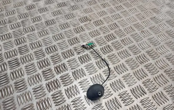 Volkswagen Cross Polo Aerial GPS antenna