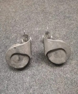 Chevrolet Camaro Horn signal