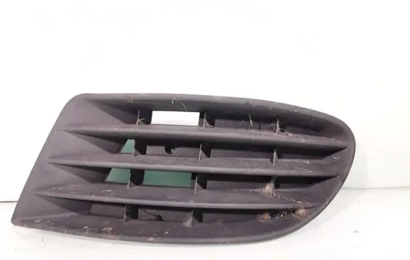 Volkswagen Golf Plus Front bumper lower grill 5M0853666