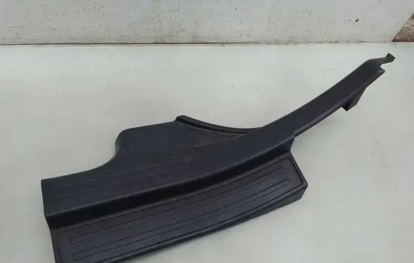 Chevrolet Epica Rear sill trim cover 96636965