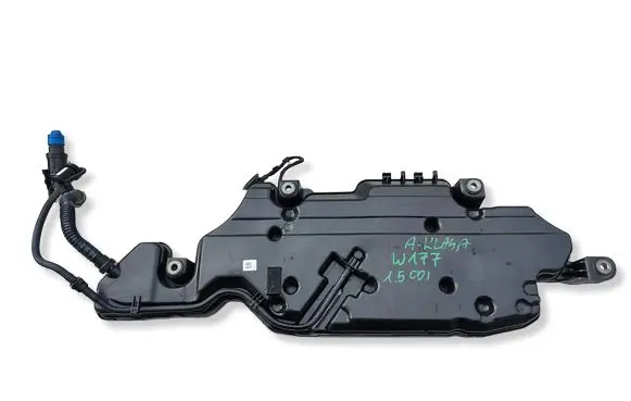Mercedes-Benz A W177 AdBlue liquid reservoir A0994712500