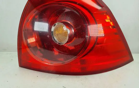 Volkswagen Golf V Rear/tail lights 1K6945096E 028490202B 00316906