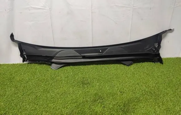 BMW 5 G30 G31 G38 Wiper trim 7388714 51717388714 11252010