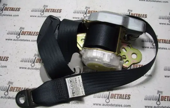 Toyota Corolla Verso AR10 Front seatbelt L153004 7P2150P