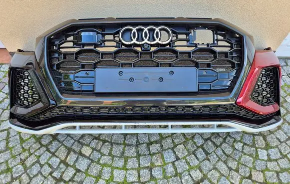 Audi RS Q8 Front bumper 4M8807437 4M8807438