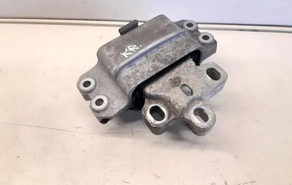 Audi A3 S3 8P Engine mount bracket 1K0199555T