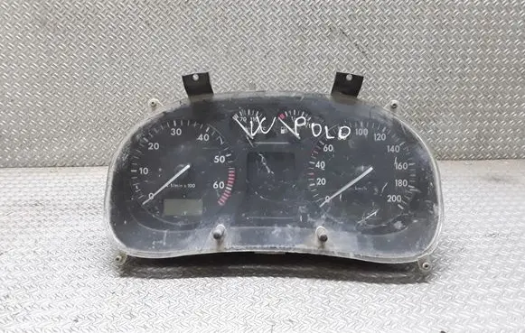 Volkswagen Polo III 6N 6N2 6NF Speedometer (instrument cluster) 5392326600