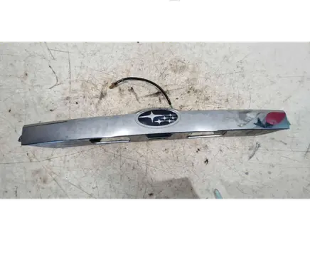 Subaru Impreza II Number plate light
