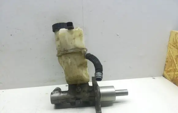 Citroen C5 Master brake cylinder 9646980980