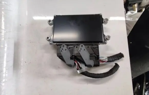 Nissan Leaf II (ZE1) Engine control unit/module MB1127009602