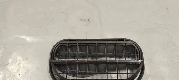 Audi A3 8Y Quarter panel pressure vent 6R0819465C