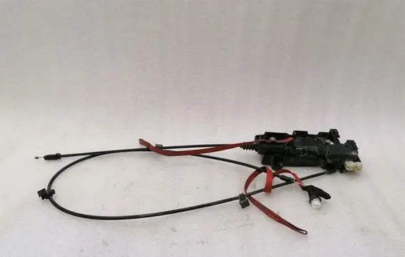 Tesla Model X Engine bonnet/hood lock/catch 105799100D