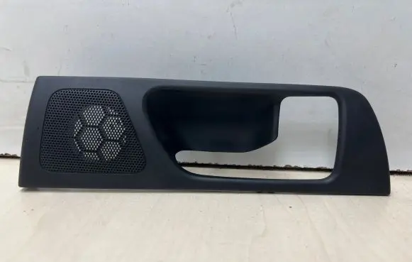 Side speaker trim/cover