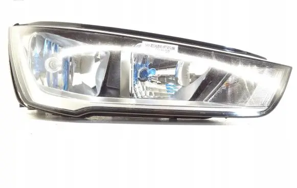 Audi A1 Headlight/headlamp