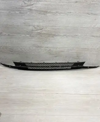BMW 1 E81 E87 Front bumper lower grill 7182367 158577