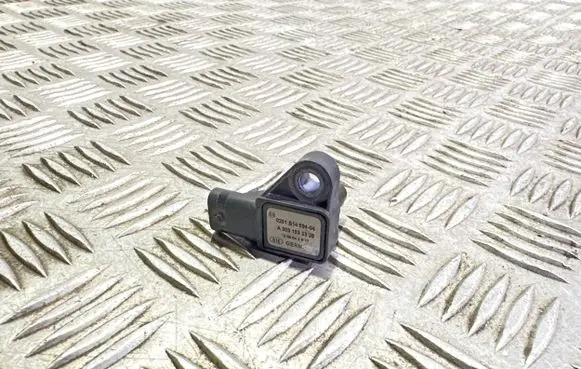 Mercedes-Benz E W212 Air pressure sensor A0091533328 0261B1489404