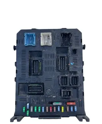 Peugeot 307 Fuse module 216761594