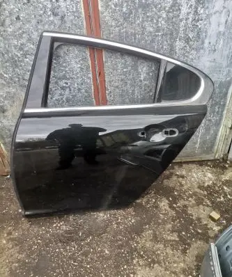 Jaguar XF X250 Rear door
