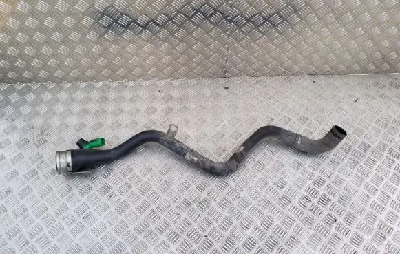 BMW 3 E90 E91 Fuel tank filler neck pipe 6765736