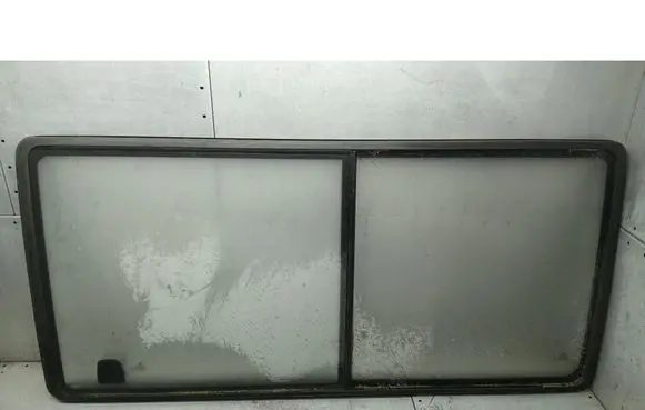 Volkswagen Transporter - Caravelle T4 Rear door window glass 