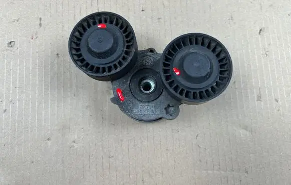Jaguar F-Pace Generator/alternator belt tensioner GX736B248AA