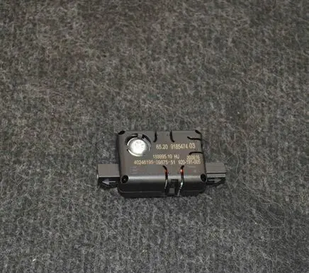 Mini Cooper Countryman R60 Aerial antenna amplifier 9185474
