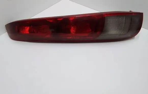 Nissan X-Trail T30 Rear/tail lights