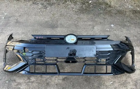 Volkswagen Golf VIII Front bumper 5H0807221R 5H0853677AS