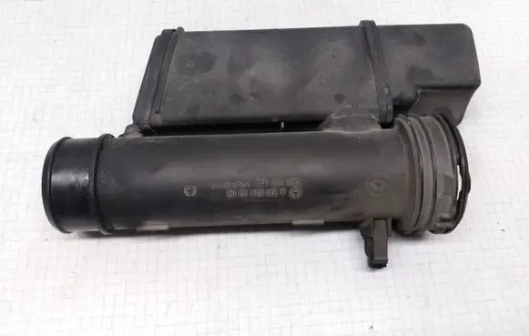 Mercedes-Benz E W211 Intake resonator A2115280308