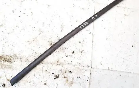 Mercedes-Benz C W202 Front door glass trim molding 