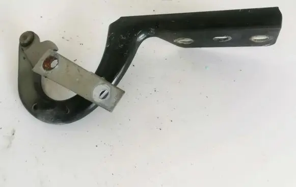 Ford Fiesta Engine bonnet/hood hinges