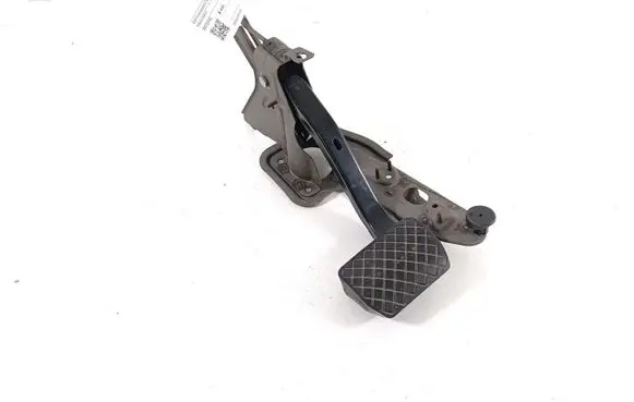 Volkswagen Transporter - Caravelle T5 Brake pedal 7H1723143