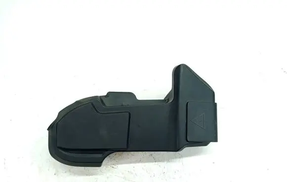 BMW X3 G01 Fuse box cover 8599277 1290 11706110
